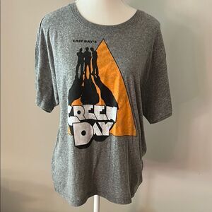 LetLuv Oversized Gray Green Day Clock Work Orange Retro Graphic T-Shirt. Size Sm